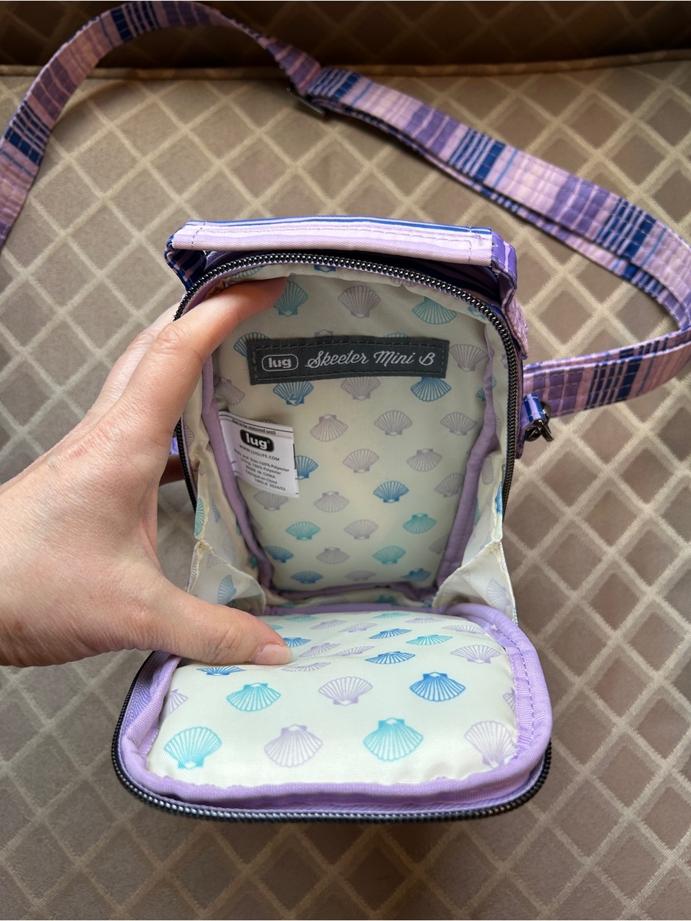 Lug Skeeter Mini Bridge Convertible Crossbody in Love Waves Purple - Picture 3 of 6